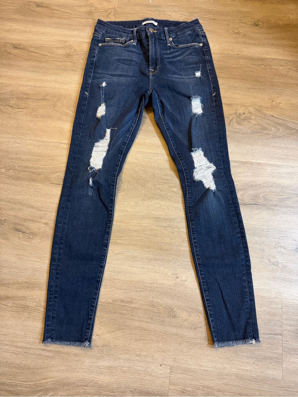 Good American Distressed Skinny Jeans Size 6/28 Dark Wash
